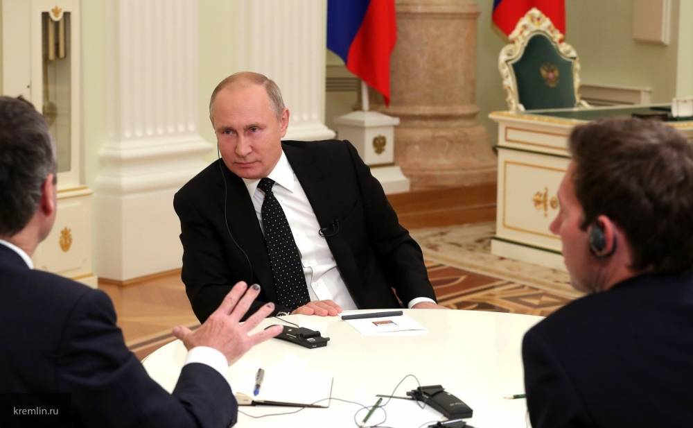 Путин отметил важность формата Россия-Индия-Китай