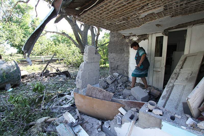 Журналисты попали под обстрел на окраине Донецка