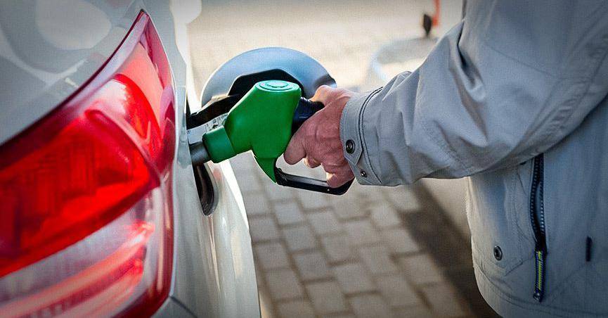 Бензин в России подорожал почти на 8%
