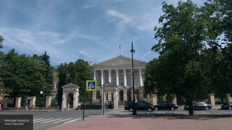 Общероссийский закон о ЖКХ напишут на основе "заморозки тарифов" в Петербурге