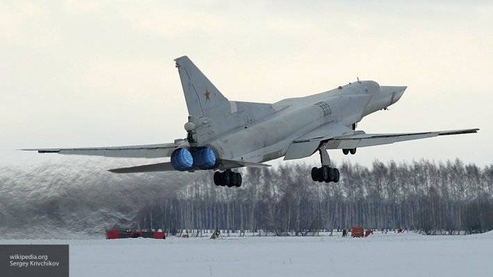 Россия может потопить флот США с помощью новой тактики и «старого» Ту-22М3М