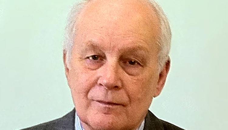 Экс-директор Института российской истории РАН Андрей Сахаров умер на 90-м году жизни