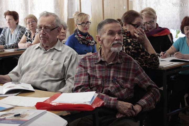 Жители России рассказали об оптимальном размере пенсии