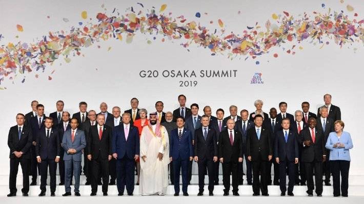 Лидеров G20 накормили цветами и морским окунем - polit.info - Япония