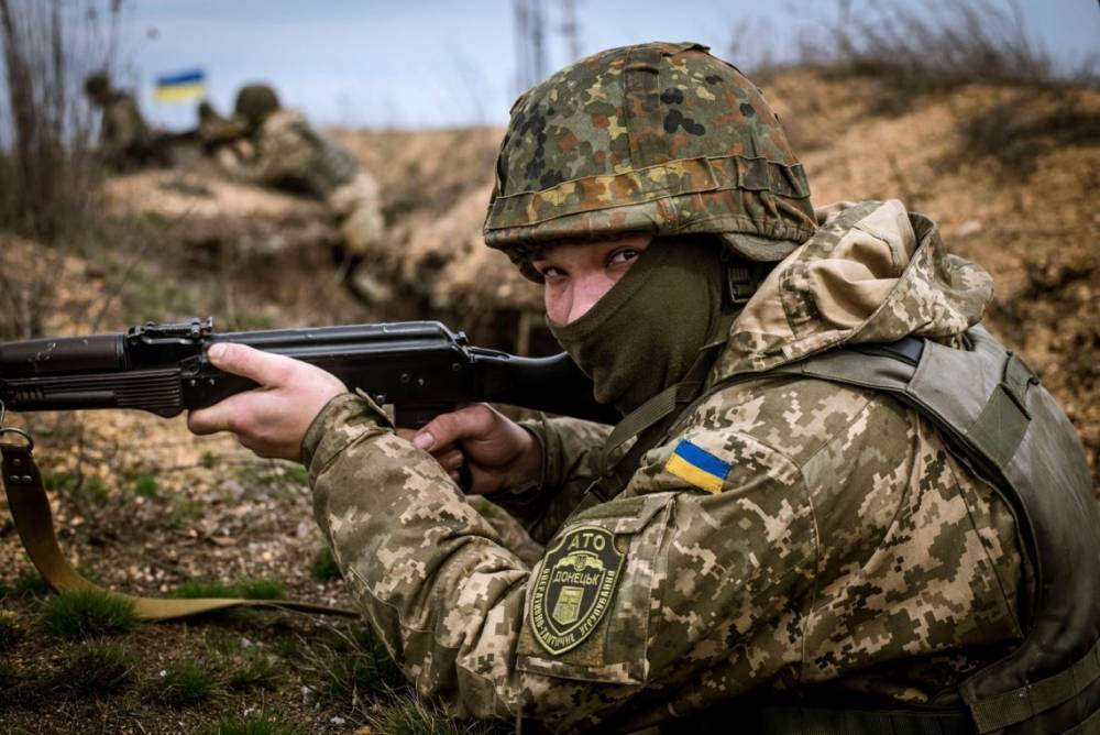 Ситуация на Донбассе: 14 обстрелов, потерь нет