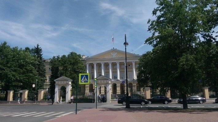 Общероссийский закон о ЖКХ напишут по лекалам петербургской «заморозки тарифов»