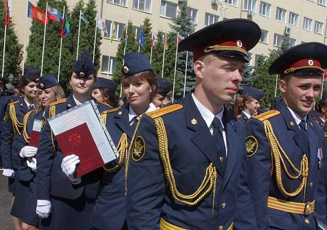 Выпускники Рязанской Академии ФСИН получили дипломы