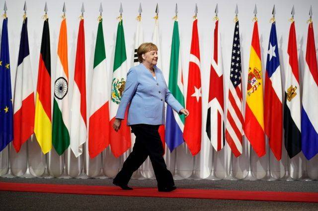 Песков анонсировал встречу Путина и Меркель на полях G20