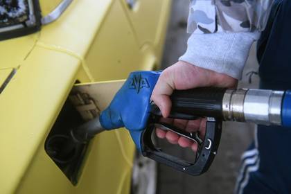 Россиянам пообещали низкие цены на бензин
