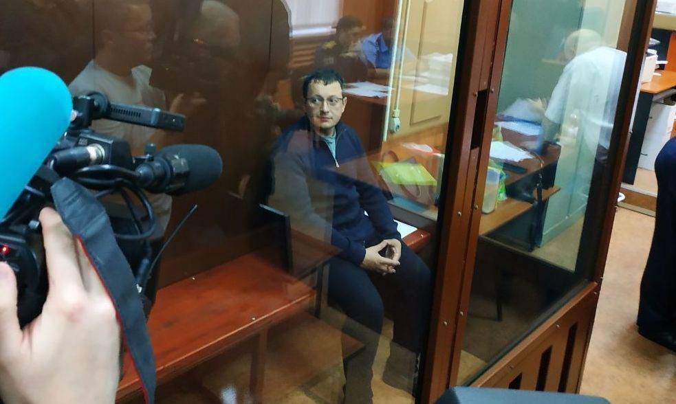 Басманный суд отправил под домашний арест менеджера «Рольфа» Кайро