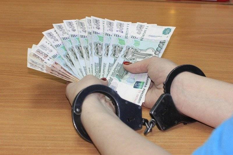 Полицейские установили, кто украл деньги у пенсионера из Мишкино