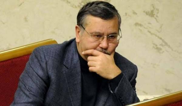 Анатолий Гриценко: Майдан ждет «депутатские полки», «партийные» дивизии и требует Дела