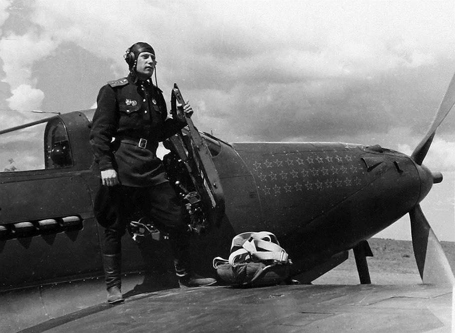 Александр Покрышкин: как советский ас 22 июня 1941 года сбил советский СУ-2 | Русская семерка