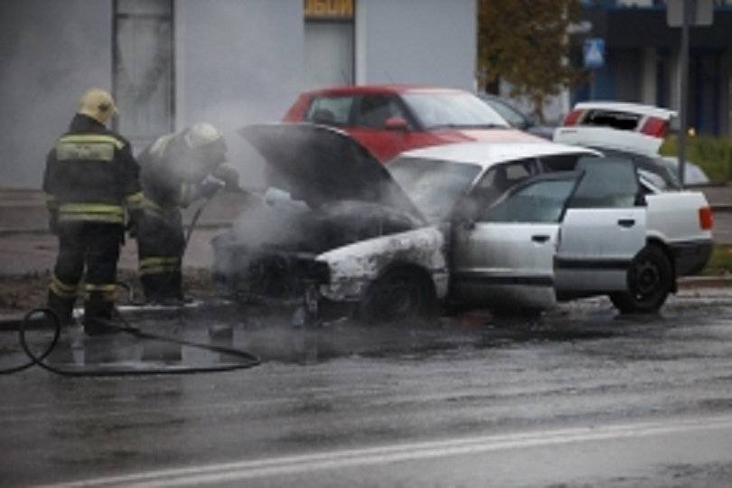 Смоленские автолюбители «теряют» машины в огне