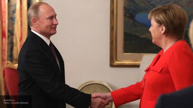 Начались переговоры Путина и Меркель на полях G20