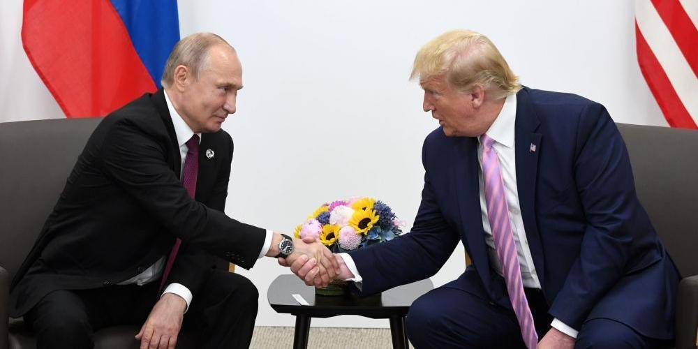 Порошенко увидел тревожный знак для Украины во встрече Путина и Трампа