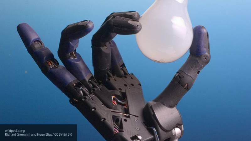 Ученые создали роборуку, способную определять опасные вещества в жидкости
