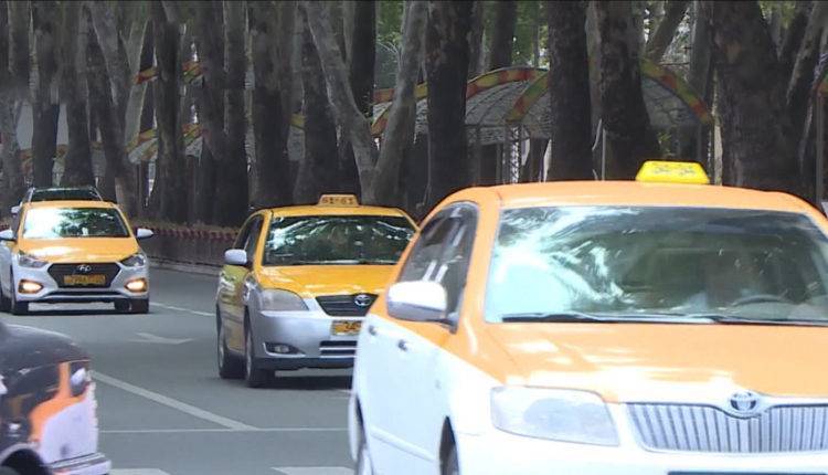 Все оттенки желтого: такси в Душанбе перекрасили в единый цвет