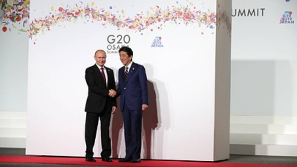 Япония вводит "спецмеру" для России - Синдзо Абэ