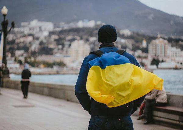 Несмотря на страх и ненависть: как украинцы живут в оккупации и почему не выехали из Крыма