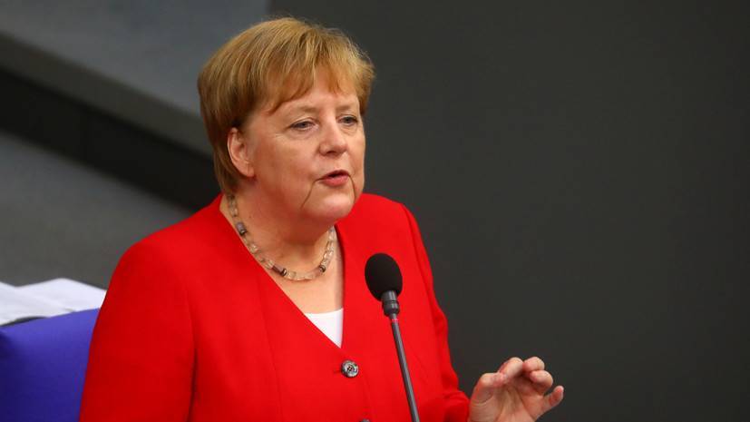 Меркель рассказала о своём самочувствии