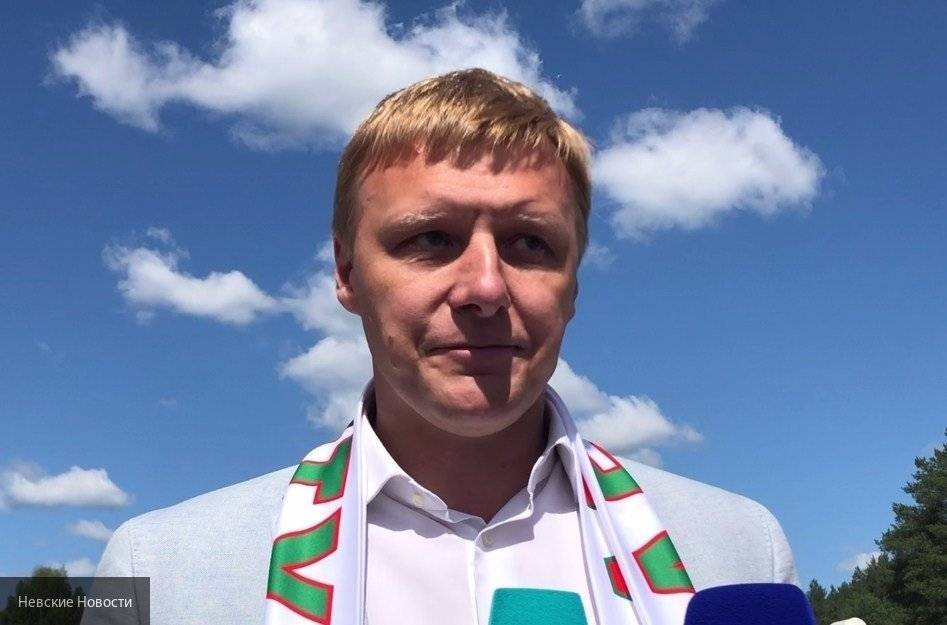 Олег Капитанов заявил, что приостанавливает членство в ЛДПР ради интересов петербуржцев