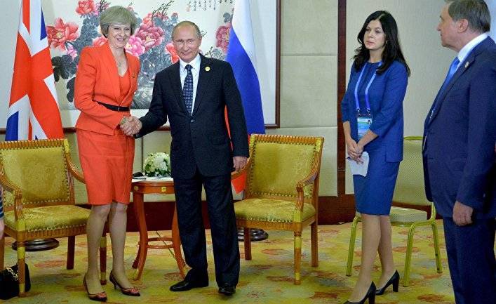 Путин провел встречу с британским премьером
