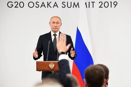 Путин отказался просить о снятии антироссийских санкций