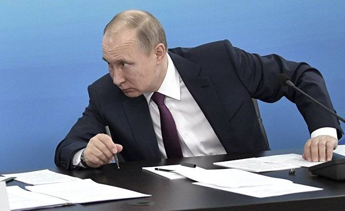 The Independent (Великобритания): доверие к Путину «внезапно повысилось в два раза» после того, как кремлевские социологи изменили метод опроса