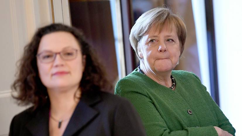 Меркель заявила о планах сохранить коалицию после отставки лидера СДПГ