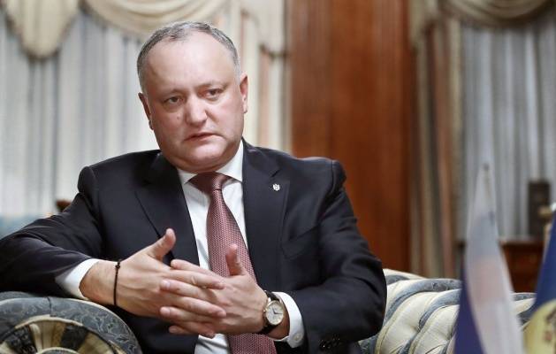 Додон не будет обсуждать с вице-премьером России внутренние дела Молдавии