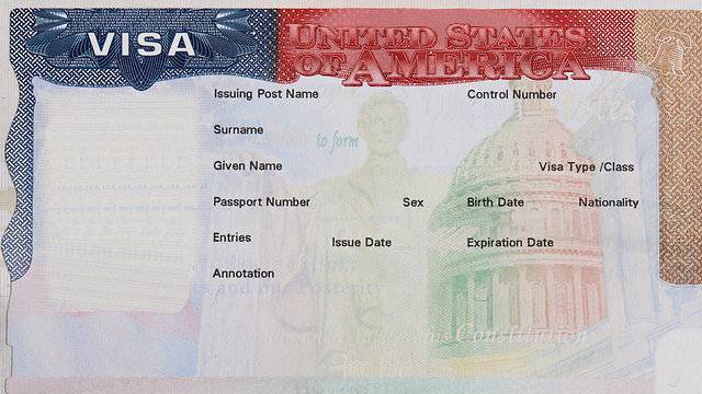 Новые требования для получения визы в США: покажите свои аккаунты в соцсетях