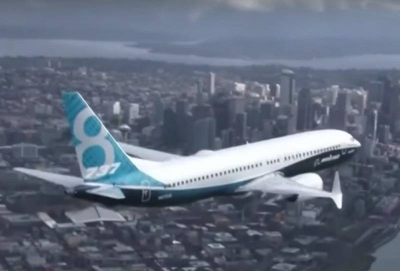 Еще 133 самолета Boeing снимают с рейсов из-за дефектных деталей