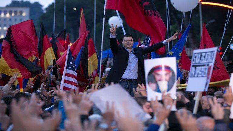 Вашингтон считает недемократичными протесты в Албании