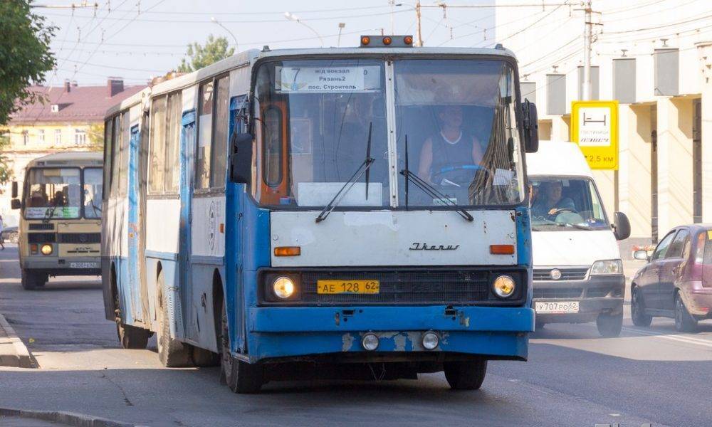 Автобусы «Автоколонны №1310» из-за банкротства предприятия передадут УРТ
