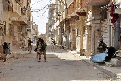 Боевики ИГ устроили засаду на сирийских солдат у Пальмиры