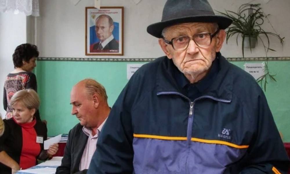 Россияне, забравшие деньги из Пенсионного фонда, смогут выйти на пенсию как раньше, в 60 и 55 лет