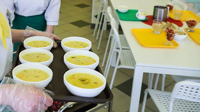 Голикова: Горячее питание для школьников может оплатить федеральный бюджет