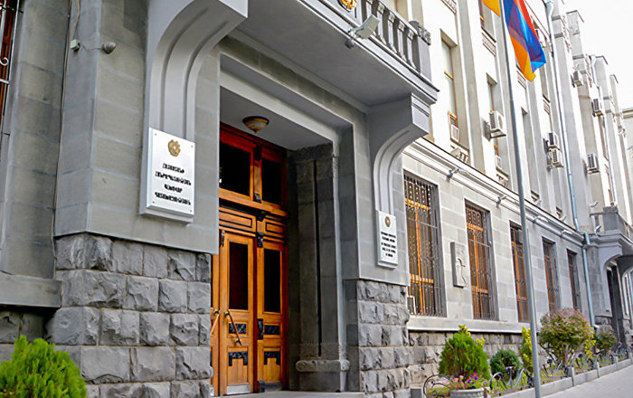 Шестерым сотрудникам Минтруда Армении предъявлены обвинения в хищении бюджетных средств
