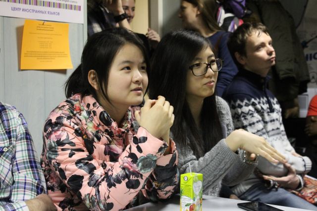 Министерство образования КНР предупредило студентов о рисках обучения в США