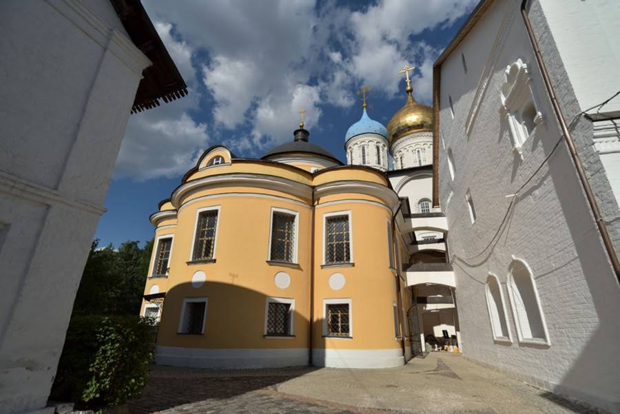 В Новоспасском монастыре опровергли слухи о хранении останков царских детей