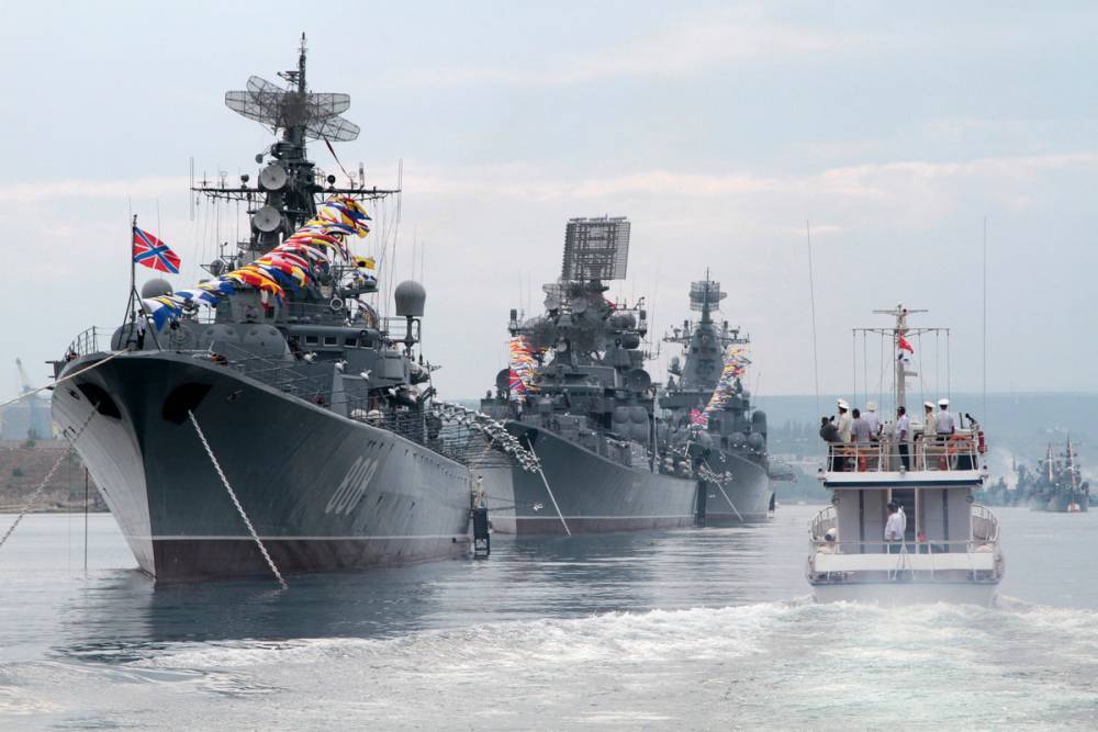 Что скрывается за красивой картинкой военно-морских парадов ВМФ - rusplt.ru - Россия - Санкт-Петербург