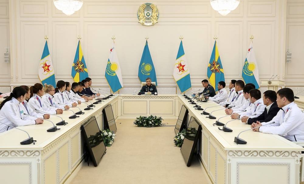 Министр обороны поздравил казахстанских спортсменов