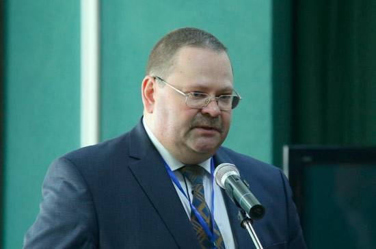 Мельниченко отметил важность унификации всех процедур и требований в сфере строительства