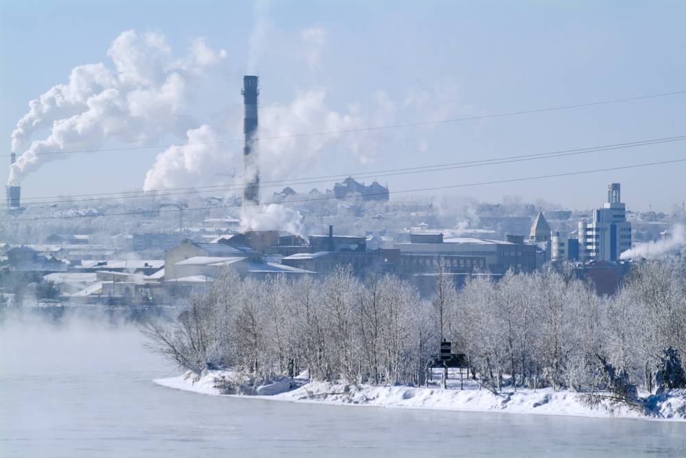 Названы регионы России с самым загрязненным воздухом