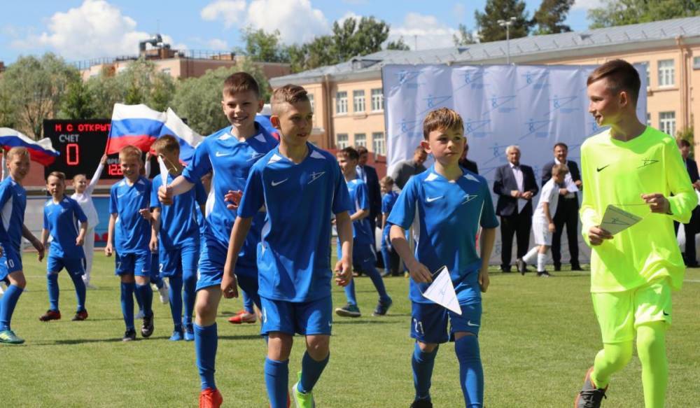 В Павловске открылась детская футбольная школа