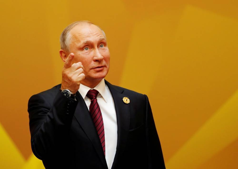 Новая фотожаба на Путина порвала сеть: "Как девочка на панели"