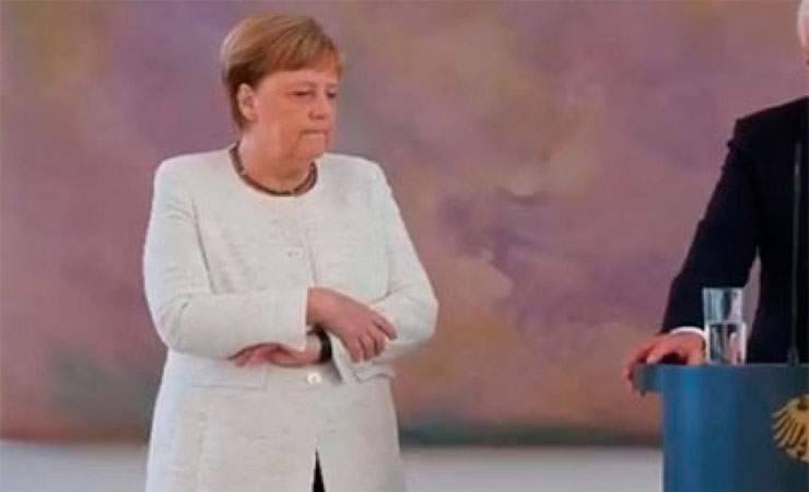 С Ангелой Меркель дважды за две недели случился приступ дрожи на важных встречах. Что происходит с канцлером Германии? Версии