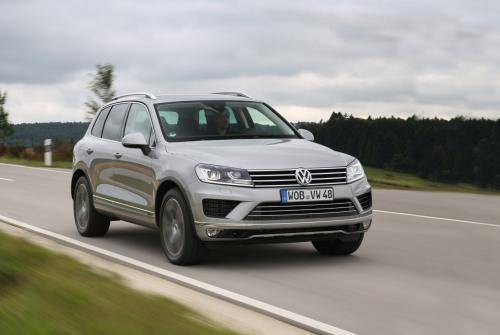 «Надежный старичок или автохлам?»: О Volkswagen Touareg за 240 000 рублей рассказал блогер
