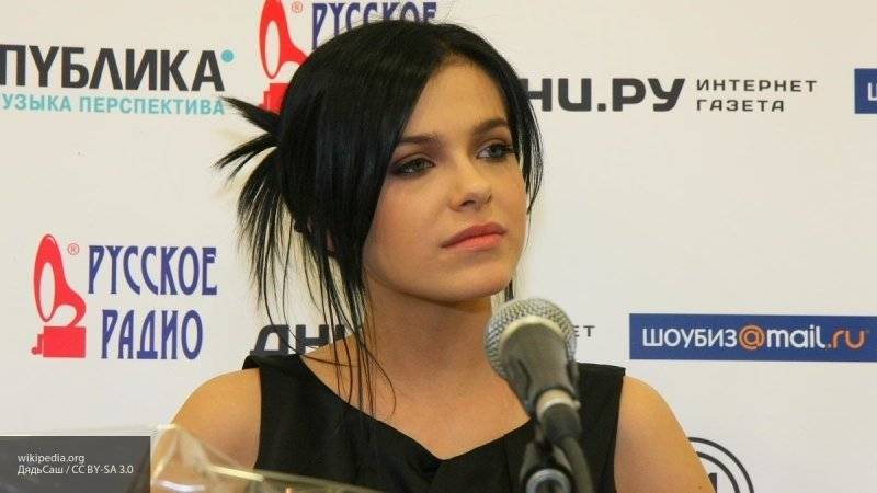 Темникова оценила заявление о ее "романе" с Серябкиной